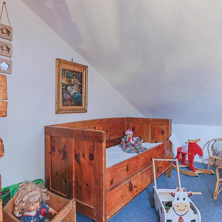 Hauserbauer Small ברמברג אם ווילדקוגל