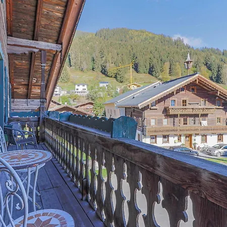 Hauserbauer Small * ברמברג אם ווילדקוגל